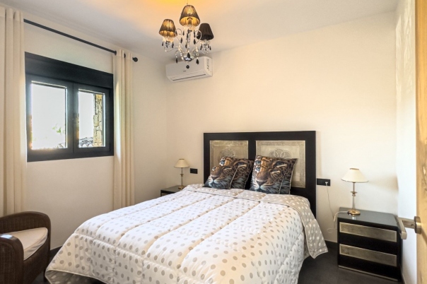 4 bed casa / chalet in Benissa