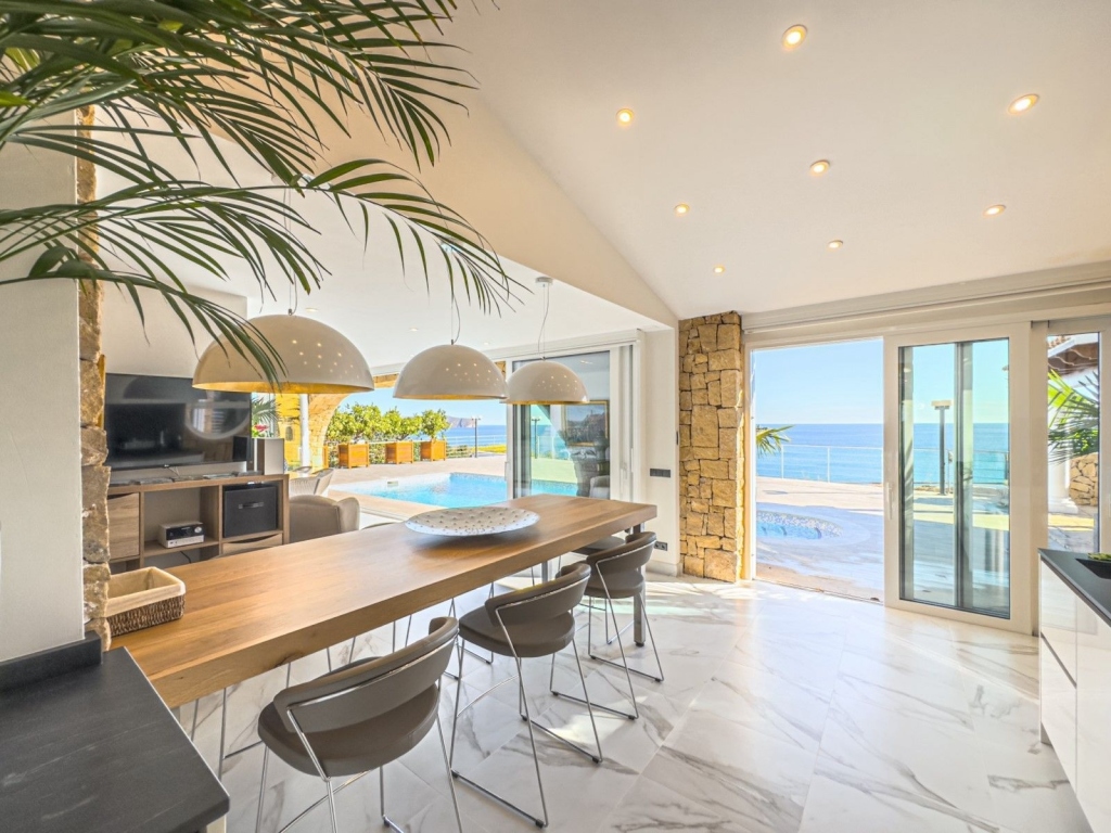 4 bed casa / chalet in Benissa