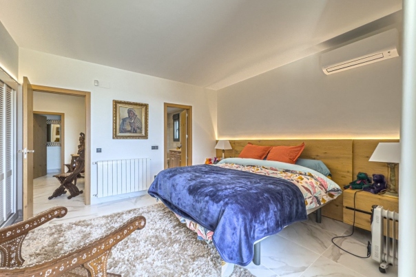 4 bed casa / chalet in Benissa