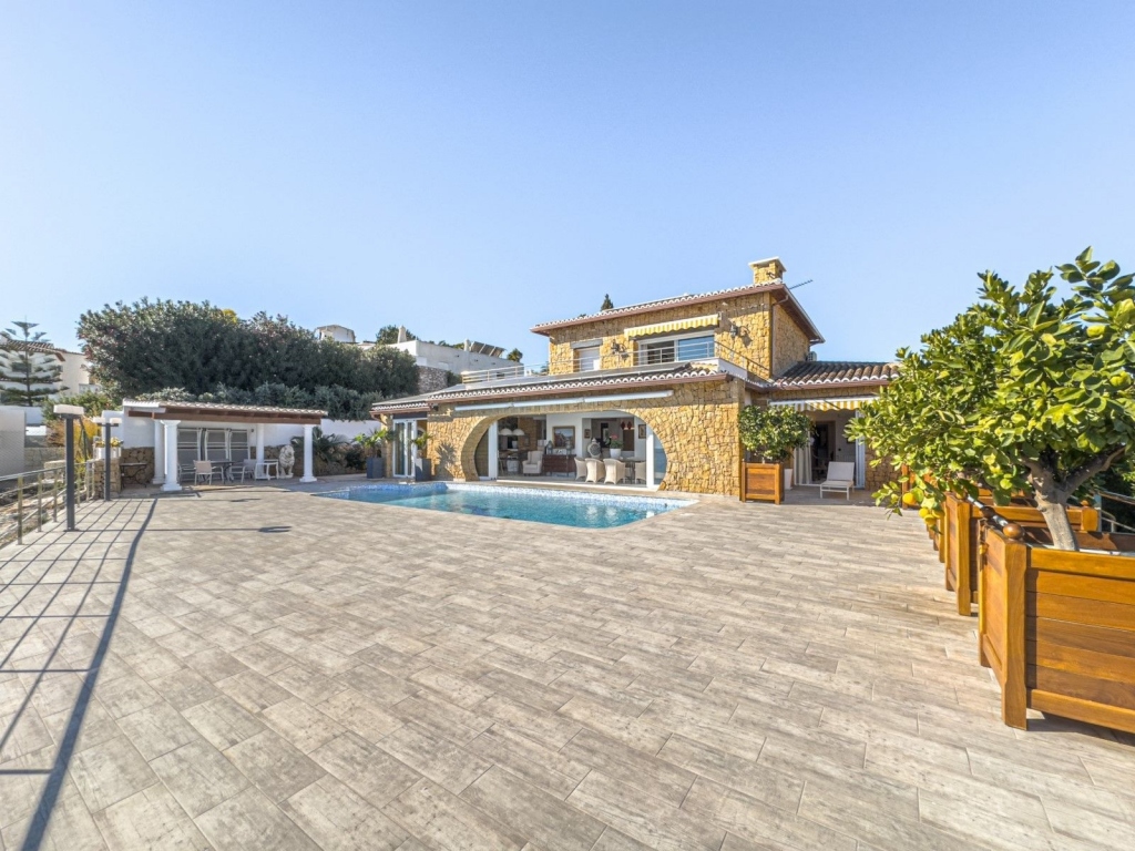 4 bed casa / chalet in Benissa