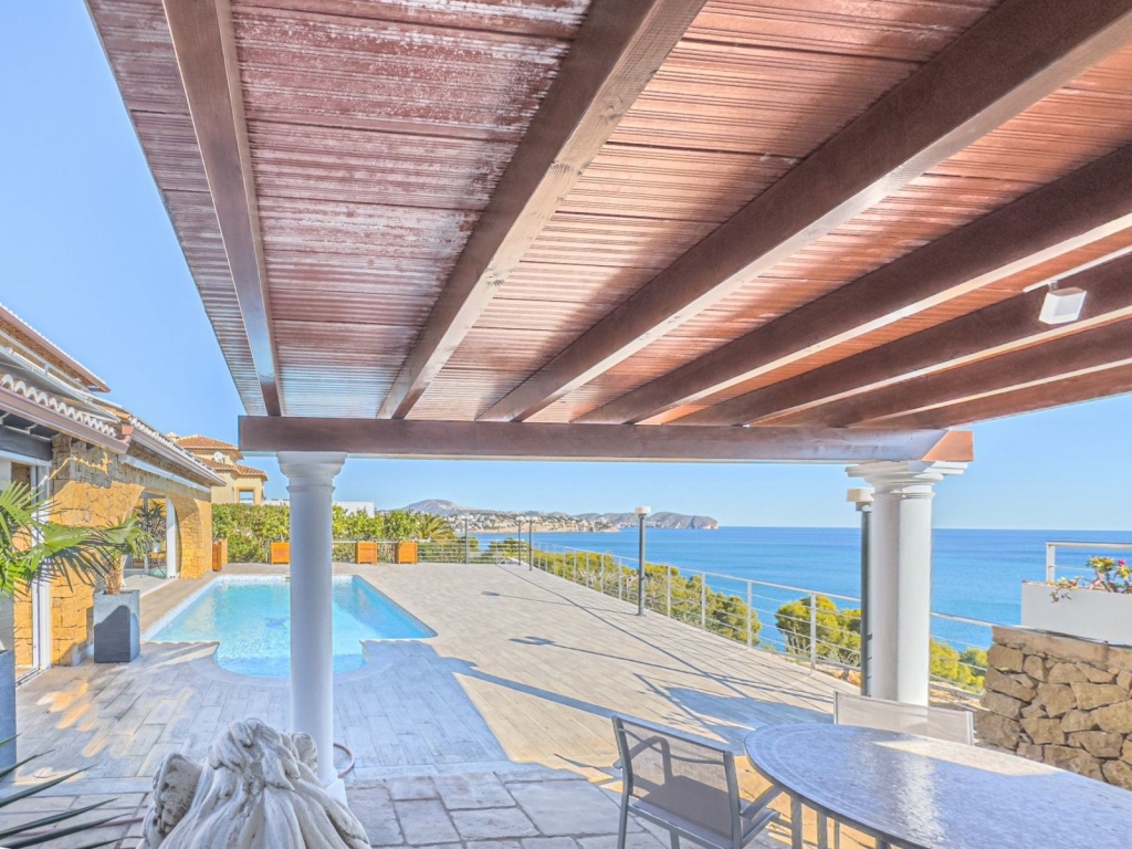 4 bed casa / chalet in Benissa