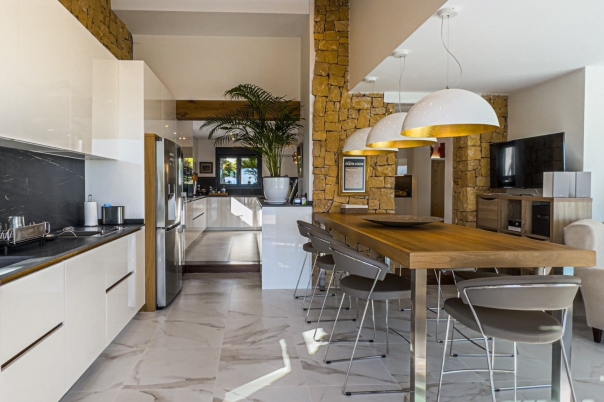 4 bed casa / chalet in Benissa