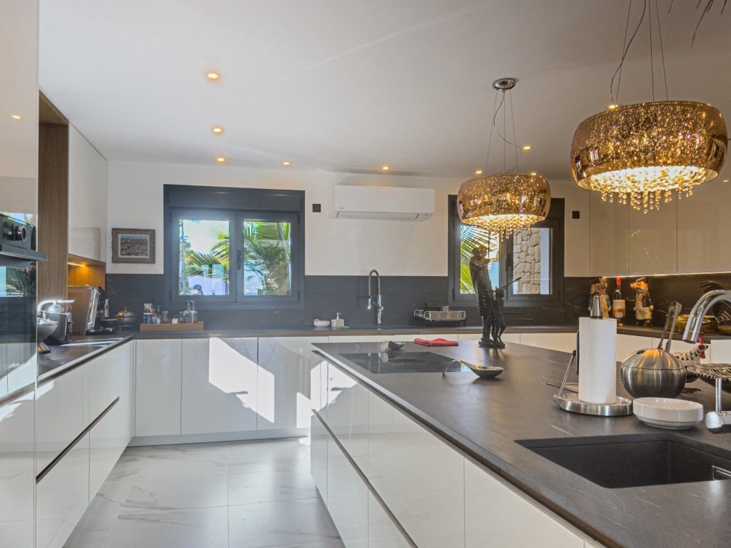 4 bed casa / chalet in Benissa