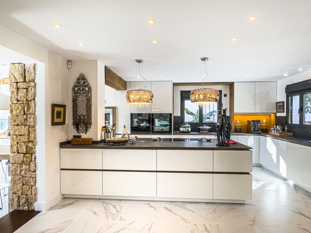 4 bed casa / chalet in Benissa