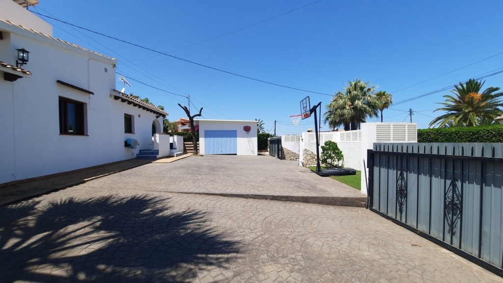 4 bed villa in Dénia