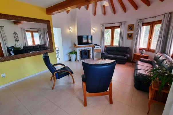 4 bed villa in Moraira
