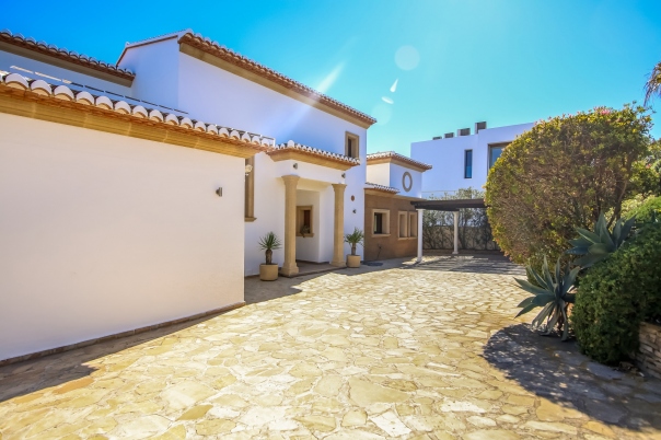 4 bed villa in Moraira