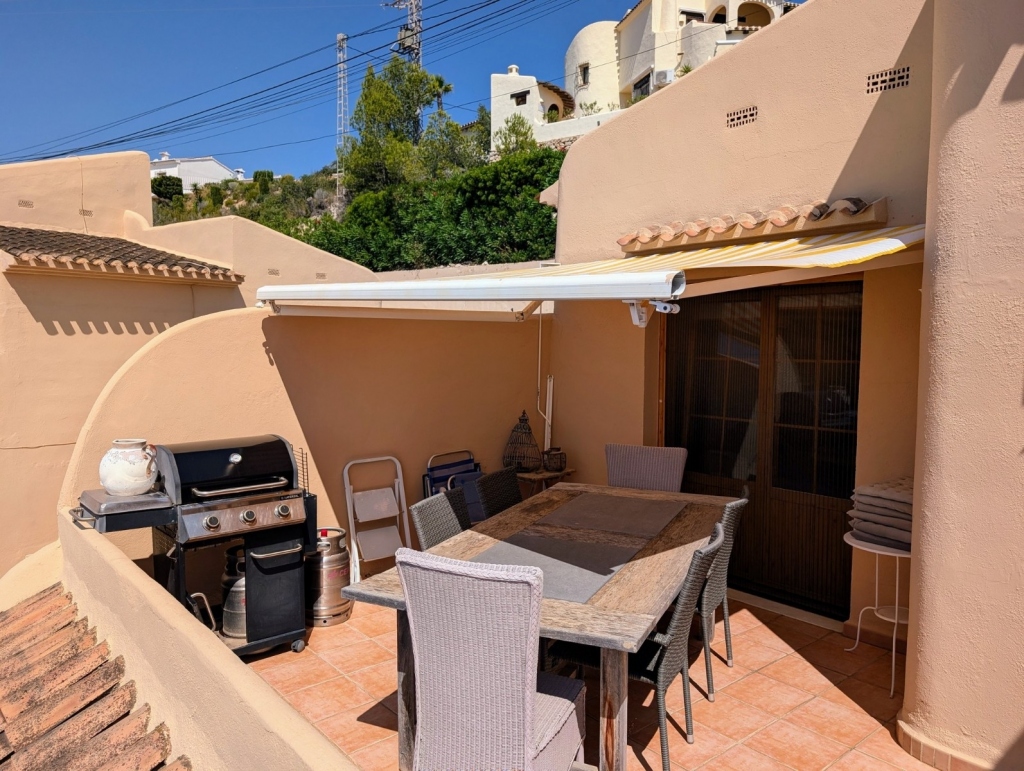 4 bed semi detached villa in Moraira