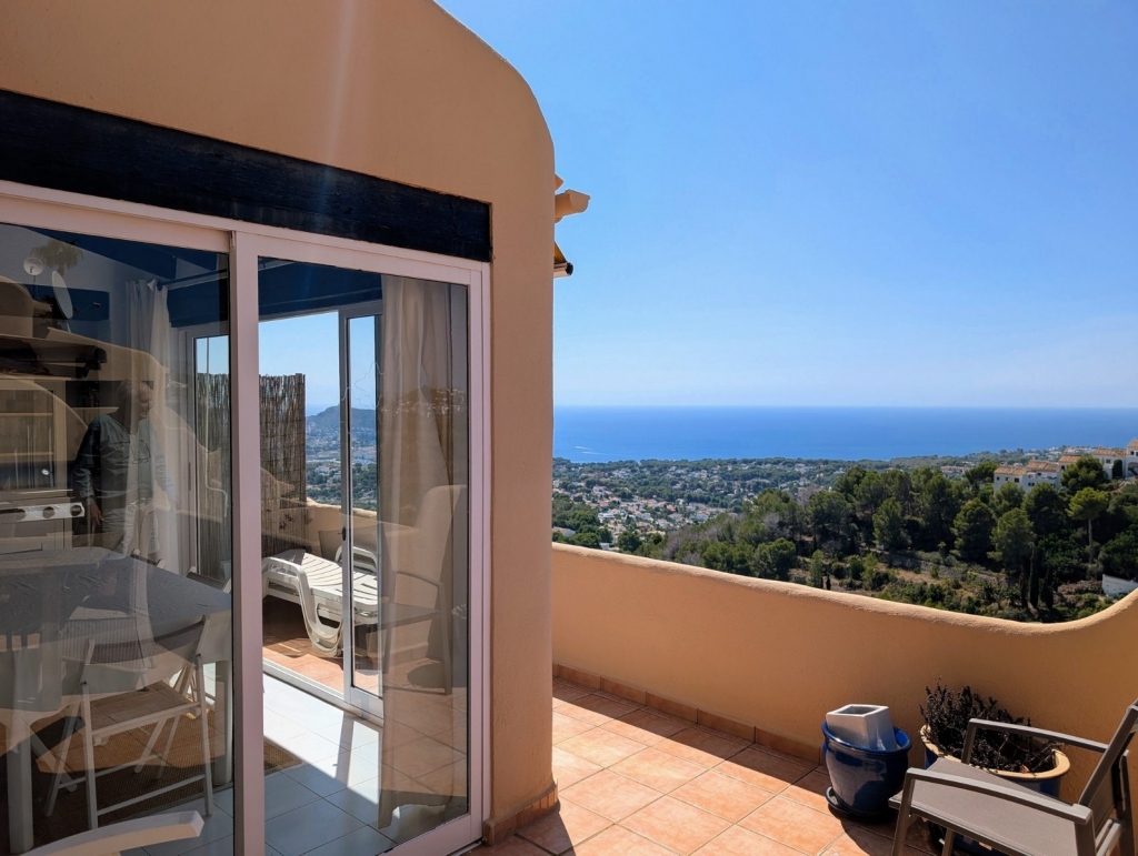 4 bed semi detached villa in Moraira