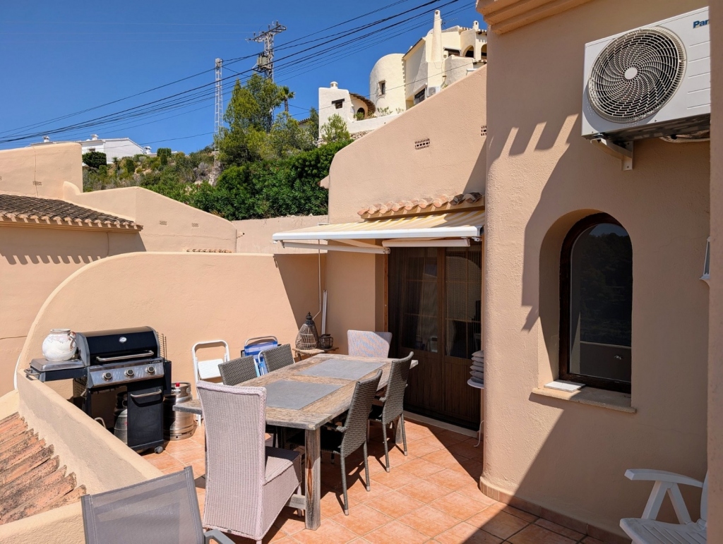 4 bed semi detached villa in Moraira