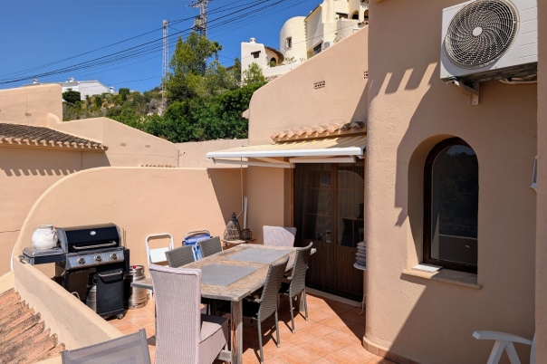 4 bed semi detached villa in Moraira
