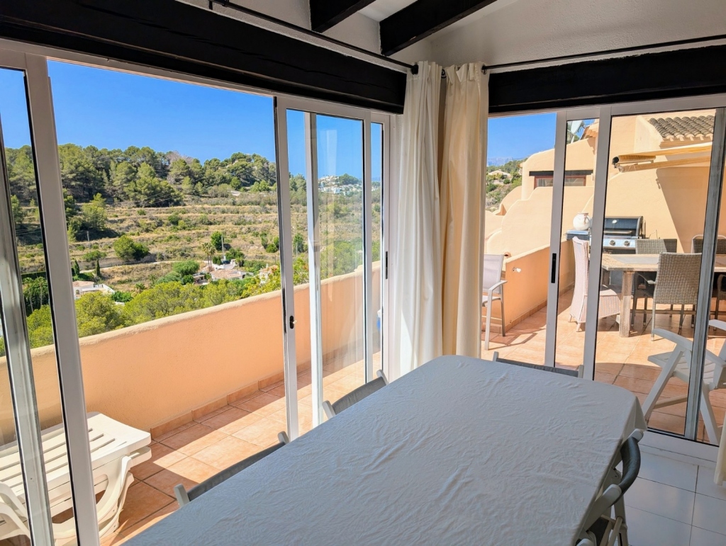 4 bed semi detached villa in Moraira
