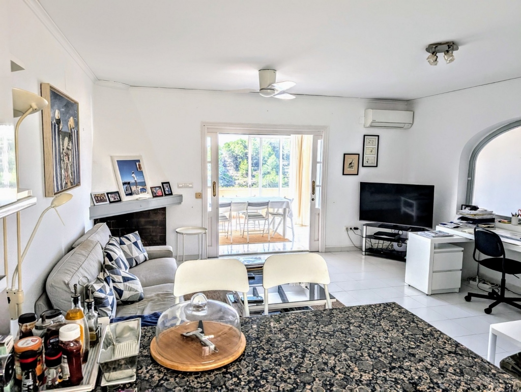 4 bed semi detached villa in Moraira