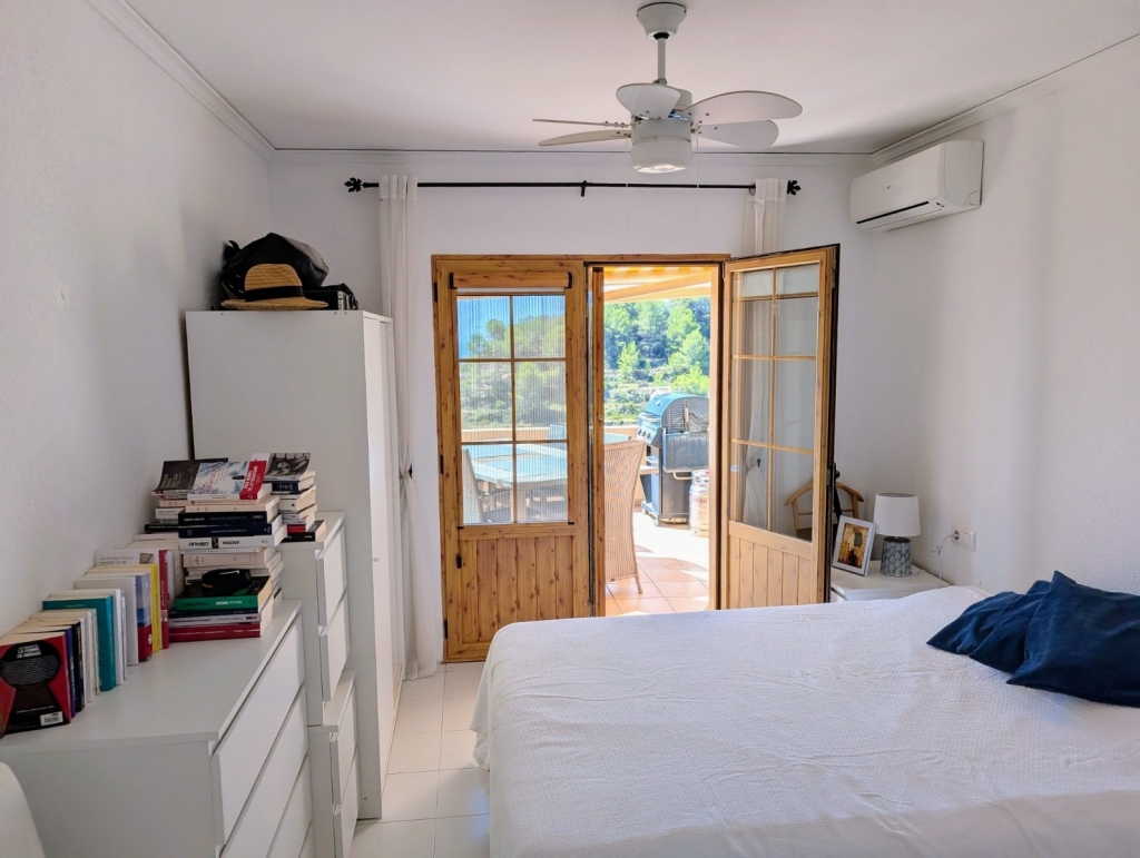 4 bed semi detached villa in Moraira