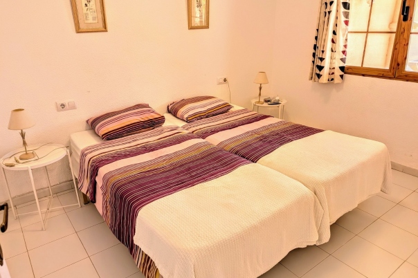 4 bed semi detached villa in Moraira