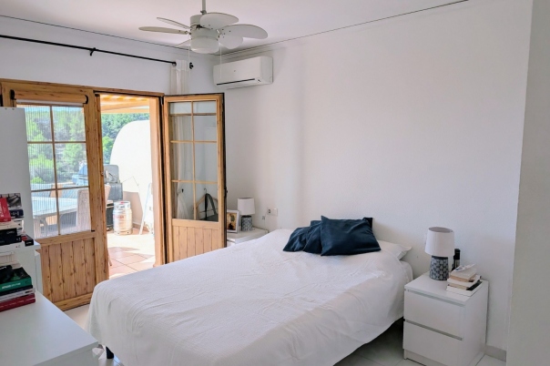 4 bed semi detached villa in Moraira