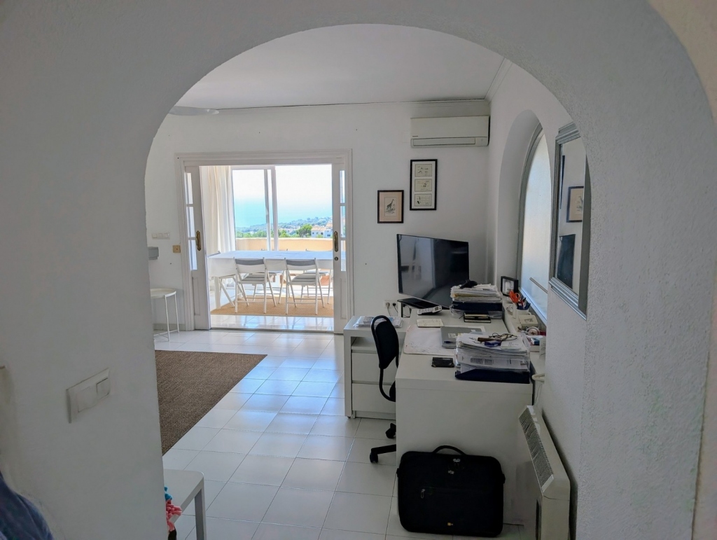 4 bed semi detached villa in Moraira