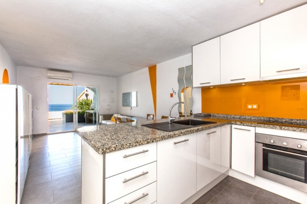 3 bed apartment in Benitachell