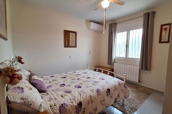 4 bed villa in Alcalalí