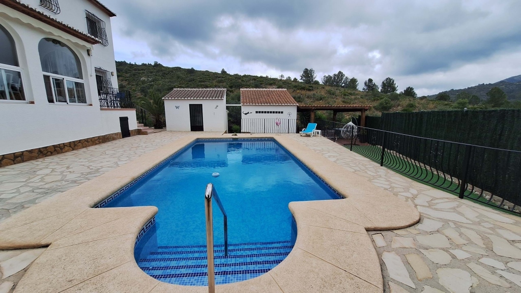 4 bed villa in Alcalalí