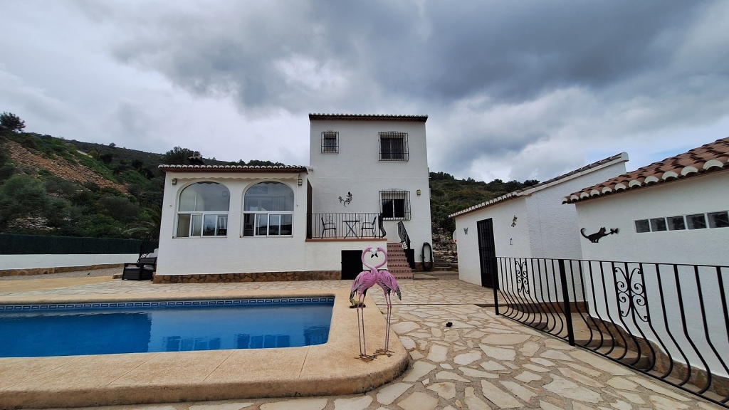 4 bed villa in Alcalalí