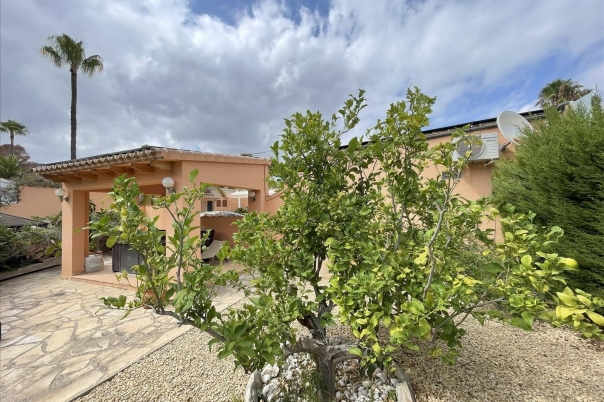 3 bed casa / chalet in Moraira