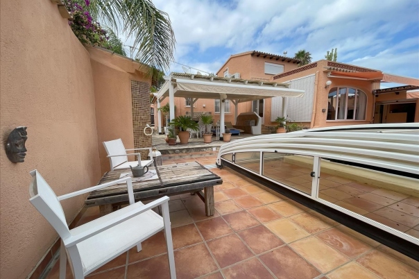 3 bed casa / chalet in Moraira