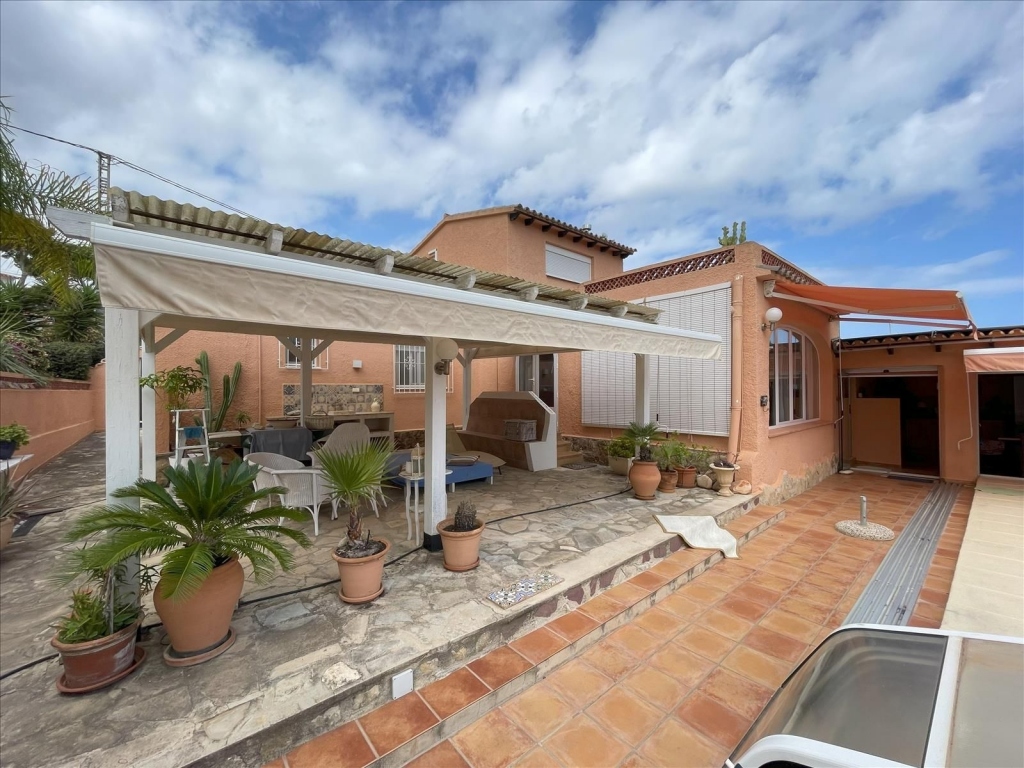3 bed casa / chalet in Moraira