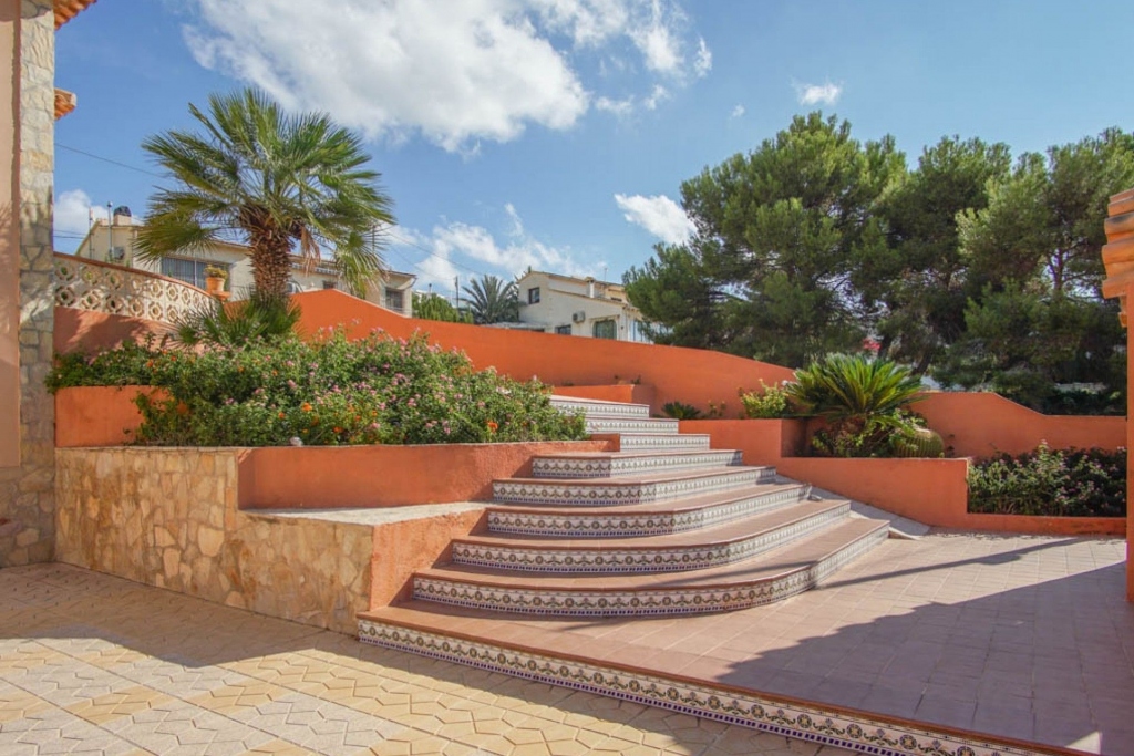 5 bed casa / chalet in Calpe / Calp