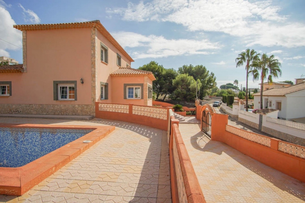 5 bed casa / chalet in Calpe / Calp