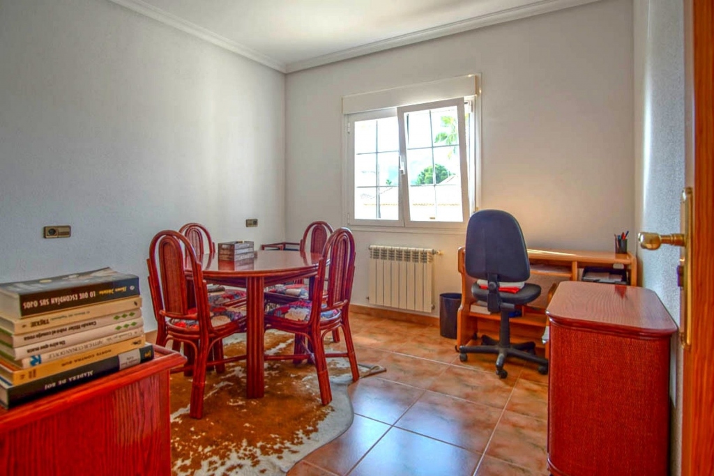 5 bed casa / chalet in Calpe / Calp