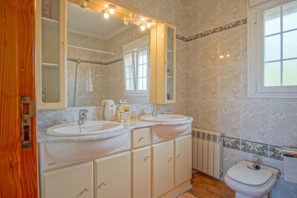 5 bed casa / chalet in Calpe / Calp