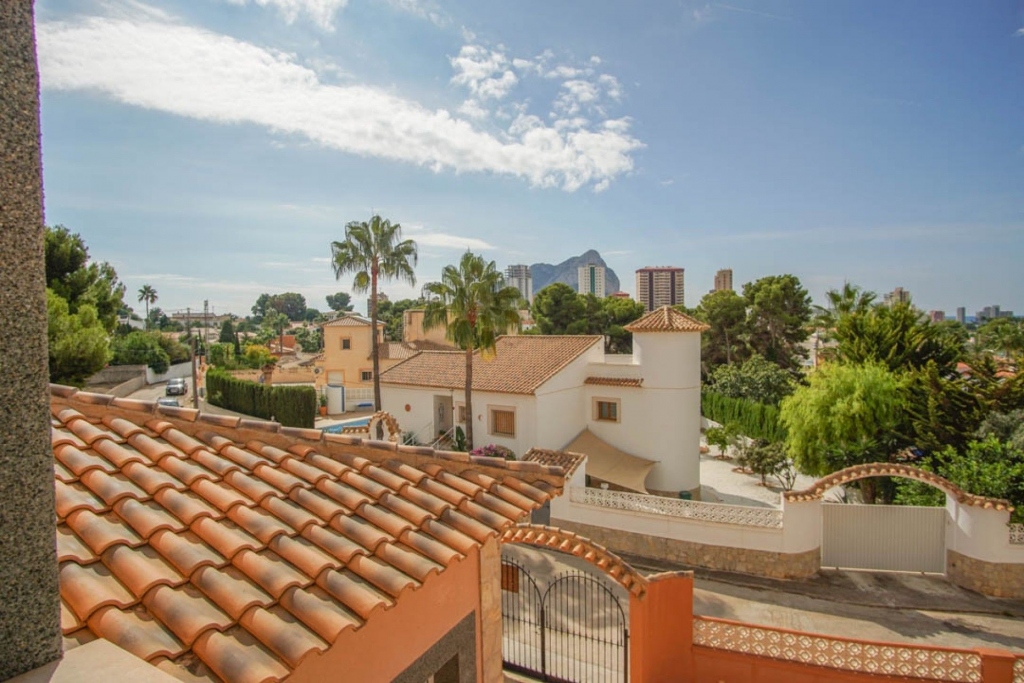 5 bed casa / chalet in Calpe / Calp