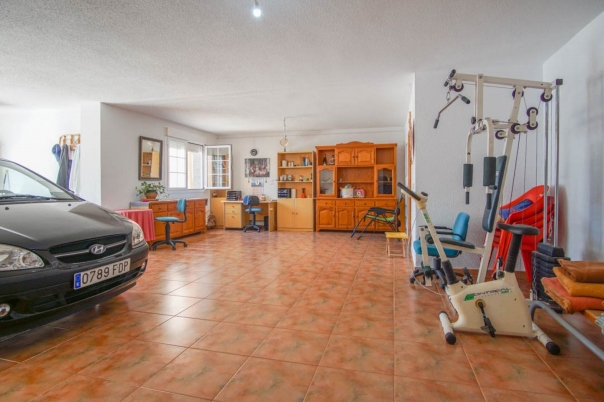 5 bed casa / chalet in Calpe / Calp