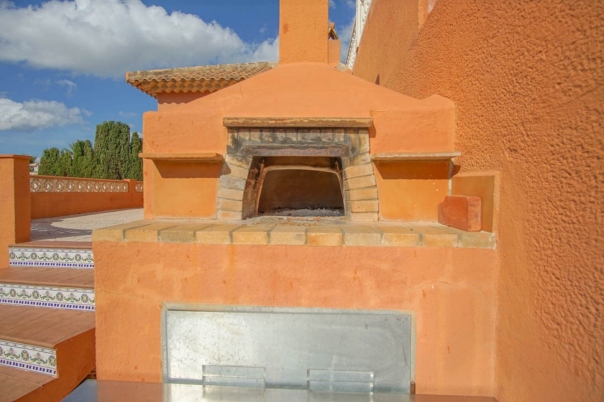 5 bed casa / chalet in Calpe / Calp