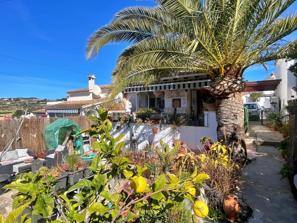 2 bed villa in Moraira