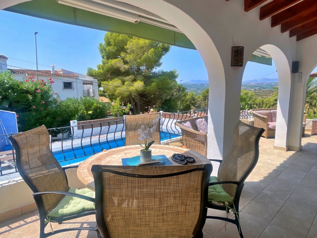 4 bed villa in Benitachell