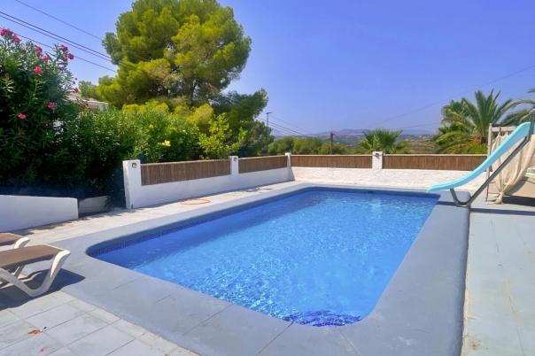 4 bed villa in Benitachell