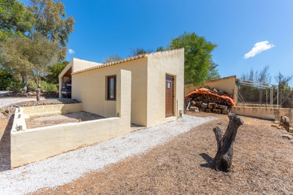 3 bed villa in Gata de Gorgos