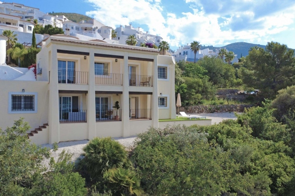 3 bed villa in Jalón