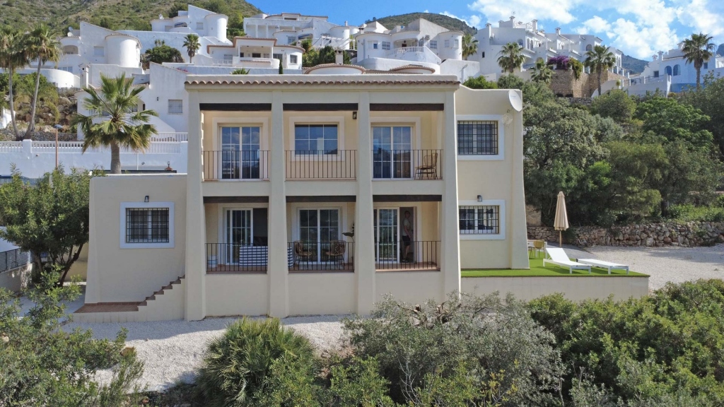 3 bed villa in Jalón