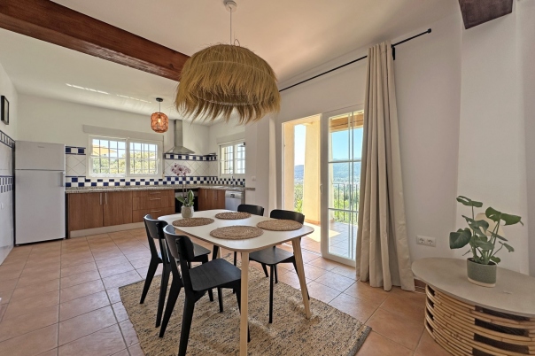 3 bed villa in Jalón