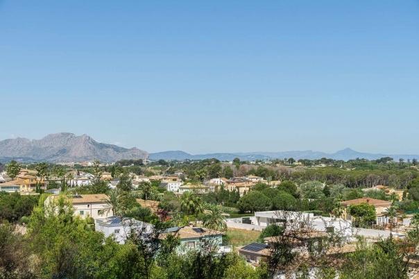 4 bed villa in Denia