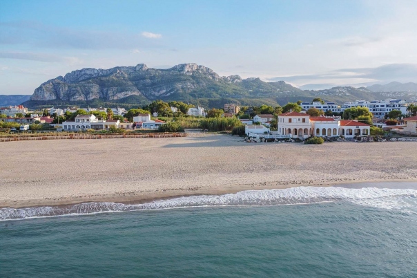4 bed villa in Denia