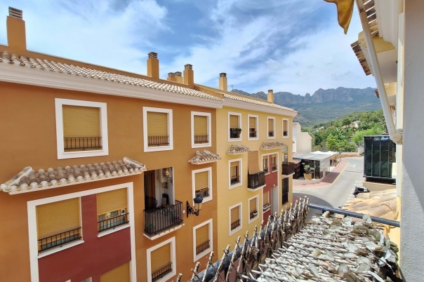 3 bed apartment in Polop