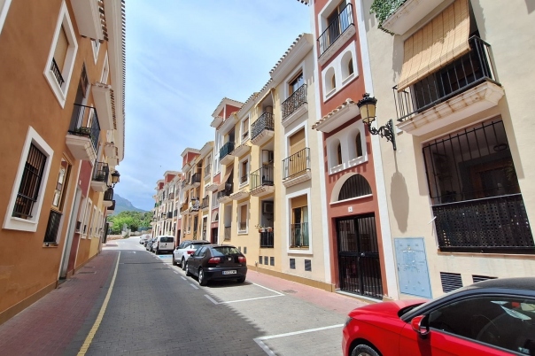 3 bed apartment in Polop