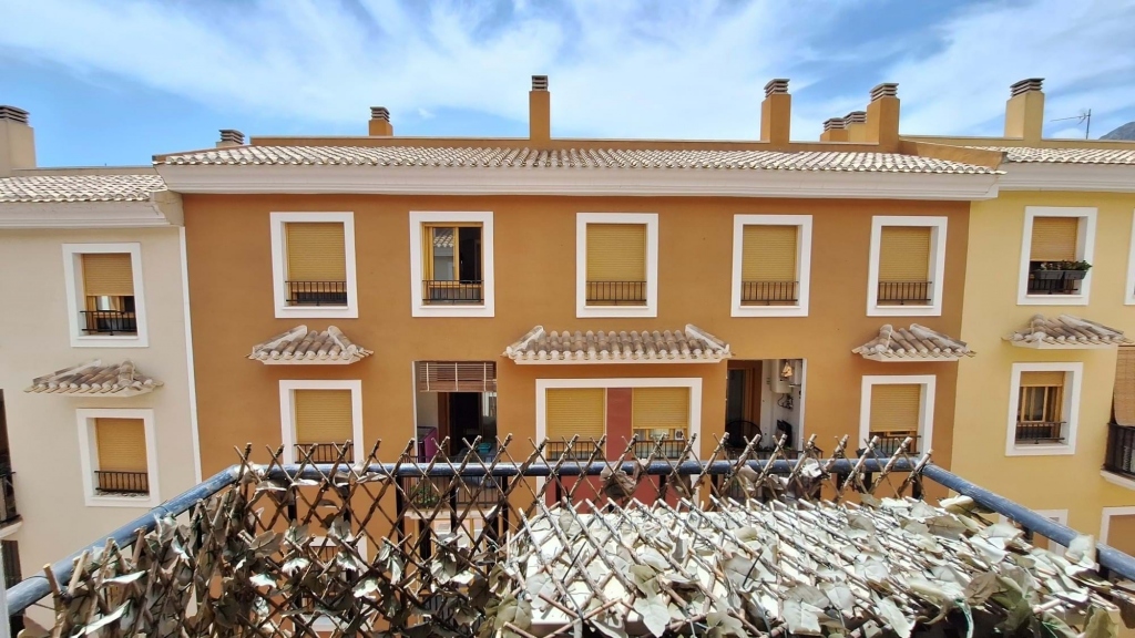 3 bed apartment in Polop