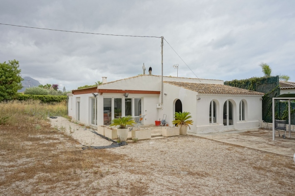 3 bed terrain in Jávea