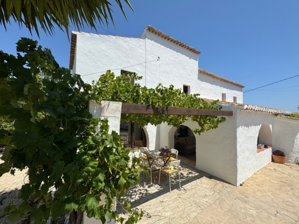 4 bed finca in Benitachell