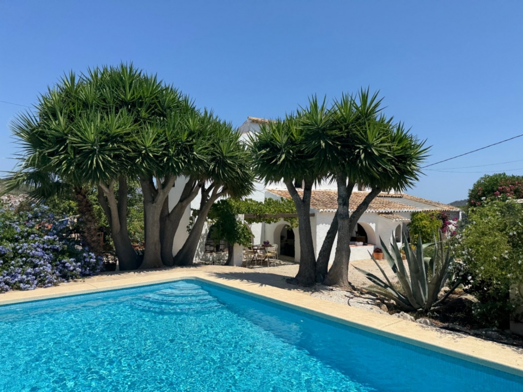 4 bed finca in Benitachell